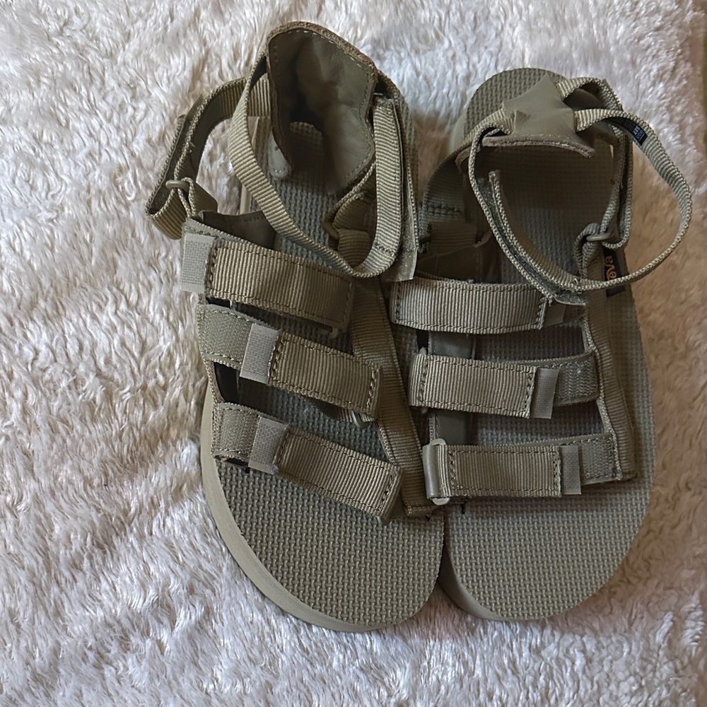 Women's Mevia Strappy Platform Sandals